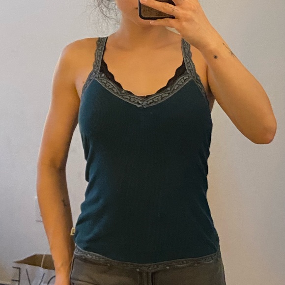 Hollister lace trim tank top - Picture 2 of 5